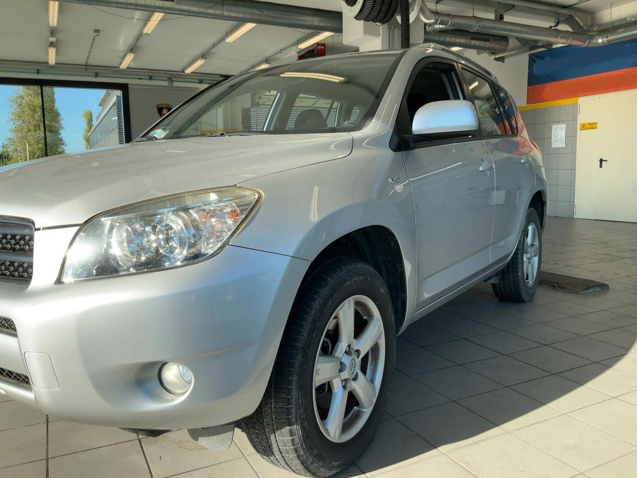 TOYOTA RAV 4 MY23 RAV4 2.2 D-4D 136 CV - 2