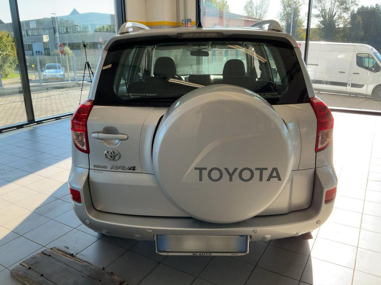 TOYOTA RAV 4 MY23 RAV4 2.2 D-4D 136 CV - 6