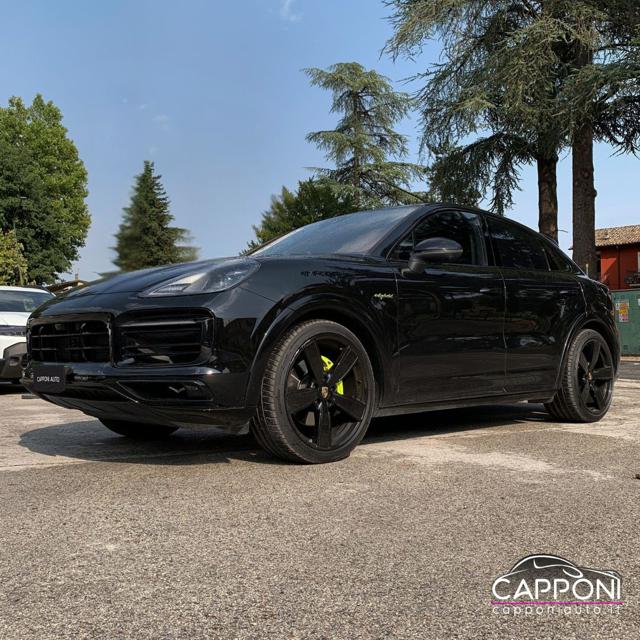 PORSCHE Cayenne Coupé 3.0 V6 E-Hybrid Platinum Edition ufficiale 