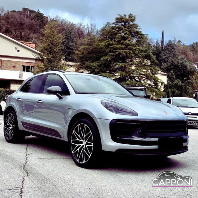 PORSCHE Macan 2.0 T 