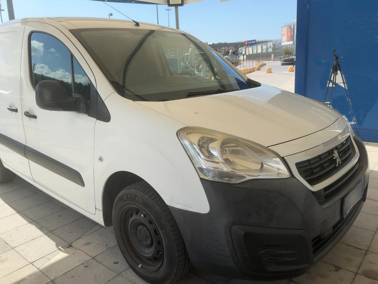 PEUGEOT Partner BlueHDi  L2 Furgone Premium - 4