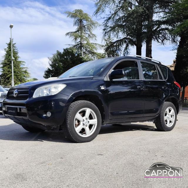 TOYOTA RAV 4 2.2 D-4D 136 CV OK NEOPATENTATI
