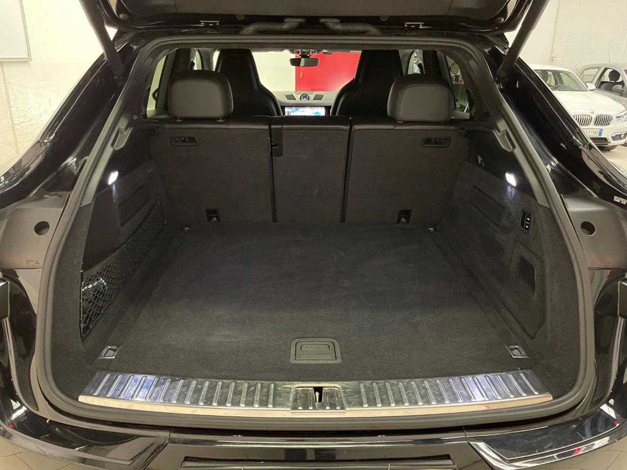 Cayenne 16
