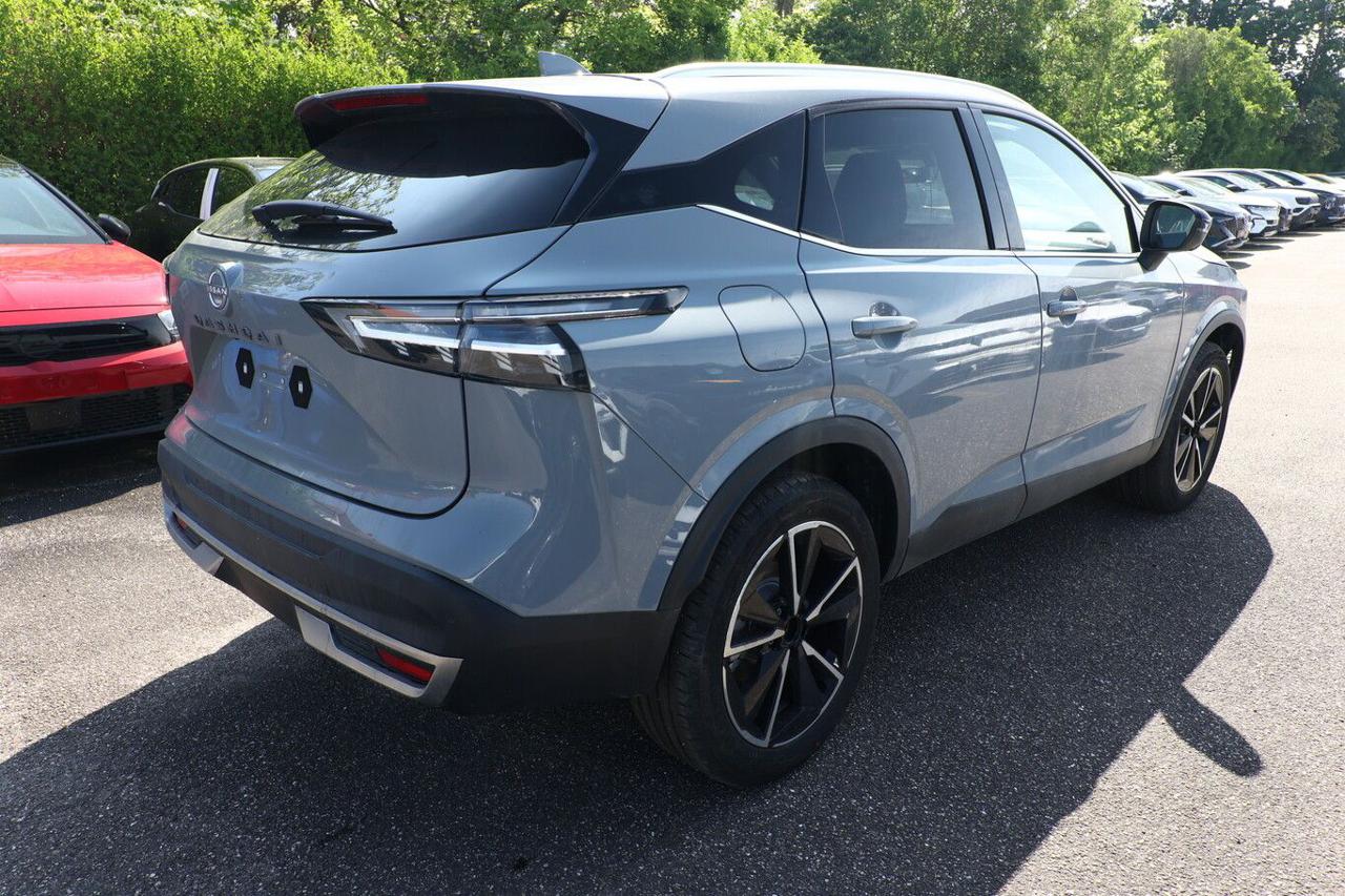 NISSAN Qashqai MHEV 158 CV Xtronic Tekna - 2
