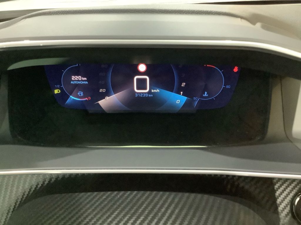 PEUGEOT 2008 BlueHDi 110 S&S Allure Pack - 15