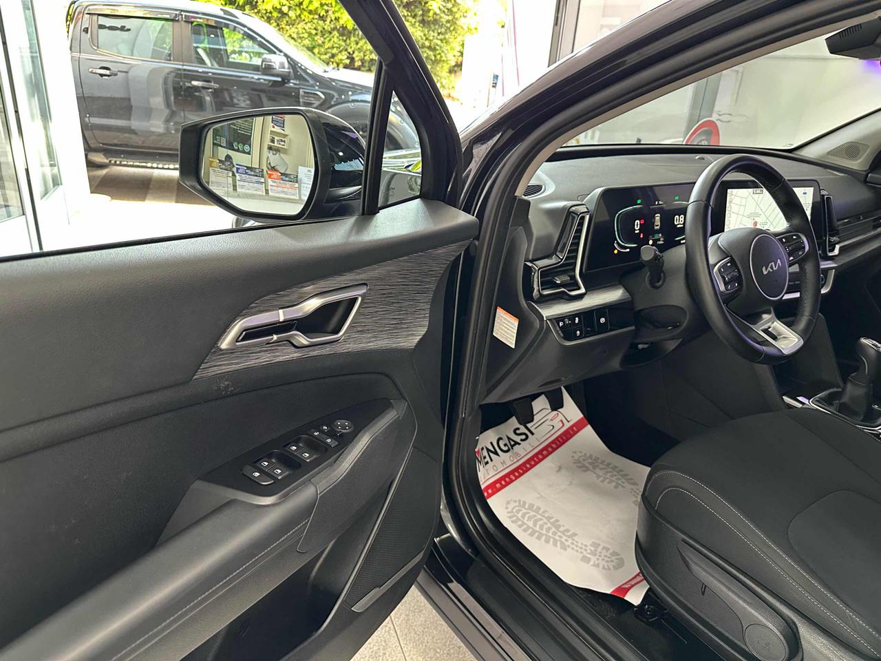 KIA Sportage 1.6 CRDi MHEV Business - 19