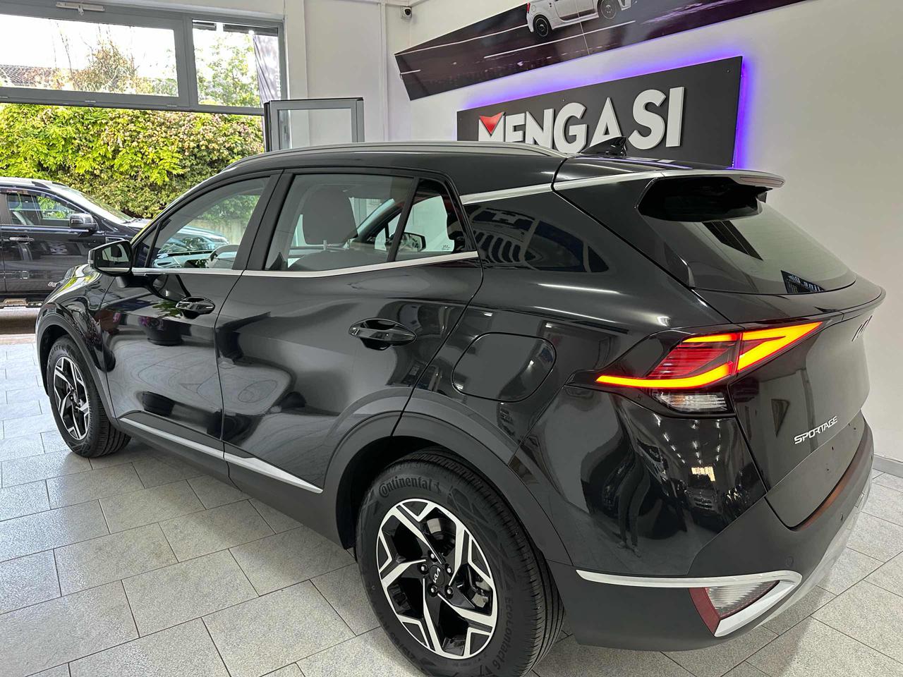 KIA Sportage 1.6 CRDi MHEV Business - 5