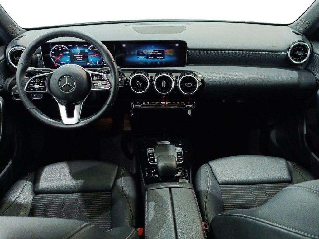 MERCEDES-BENZ A 180 d Automatic Premium - 7