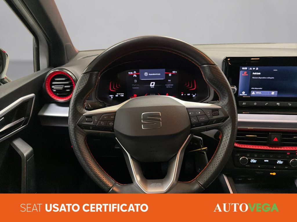 SEAT Arona 1.0 ecotsi fr 95cv - 9