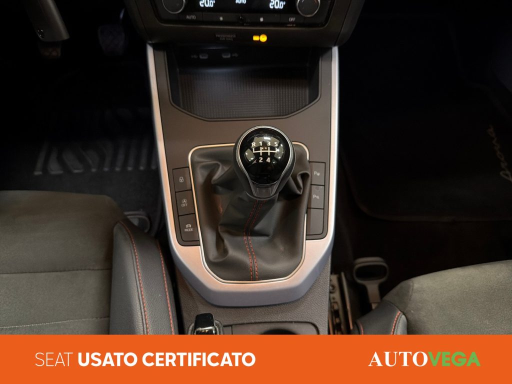 SEAT Arona 1.0 ecotsi fr 95cv - 11