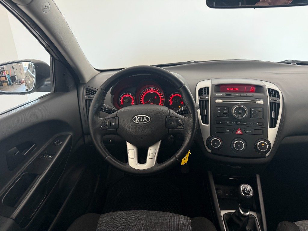KIA ceed Sp. Wag. 1.4 90CV EX - 10