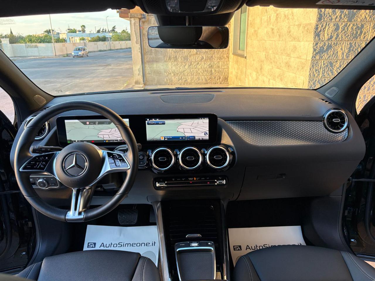 MERCEDES-BENZ GLA 200 d Automatic Business Extra - 13