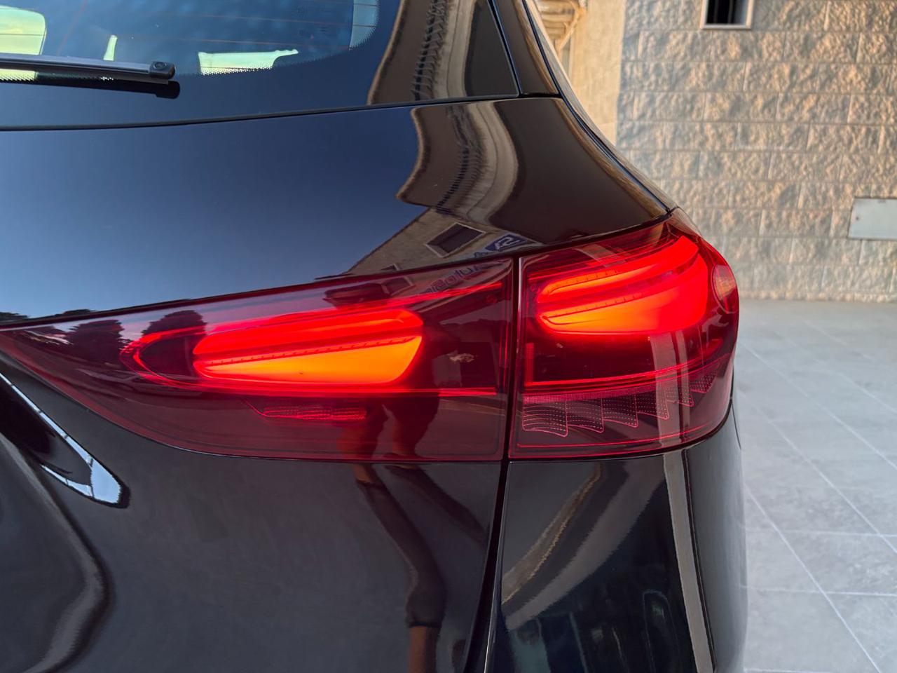 MERCEDES-BENZ GLA 200 d Automatic Business Extra - 32