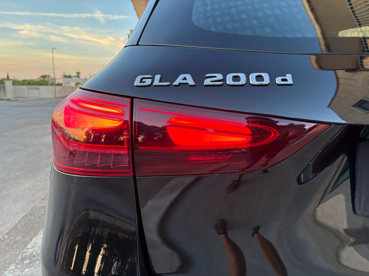 MERCEDES-BENZ GLA 200 d Automatic Business Extra - 31