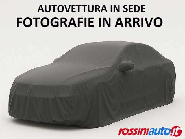 VOLKSWAGEN Golf 8 1.5 ETSI 131 CV DSG STYLE + R18 + VETRI PRIVACY 