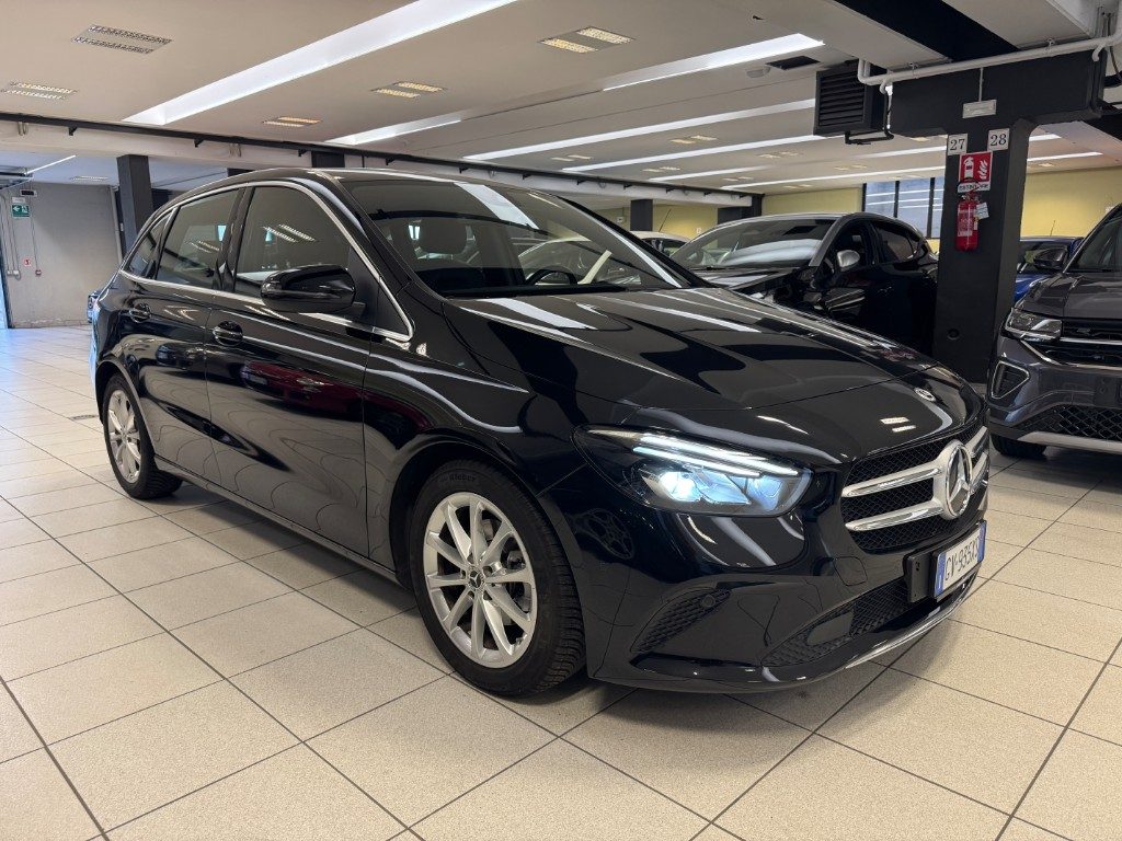 MERCEDES-BENZ B 180 Sport--28.300KM-- - 3
