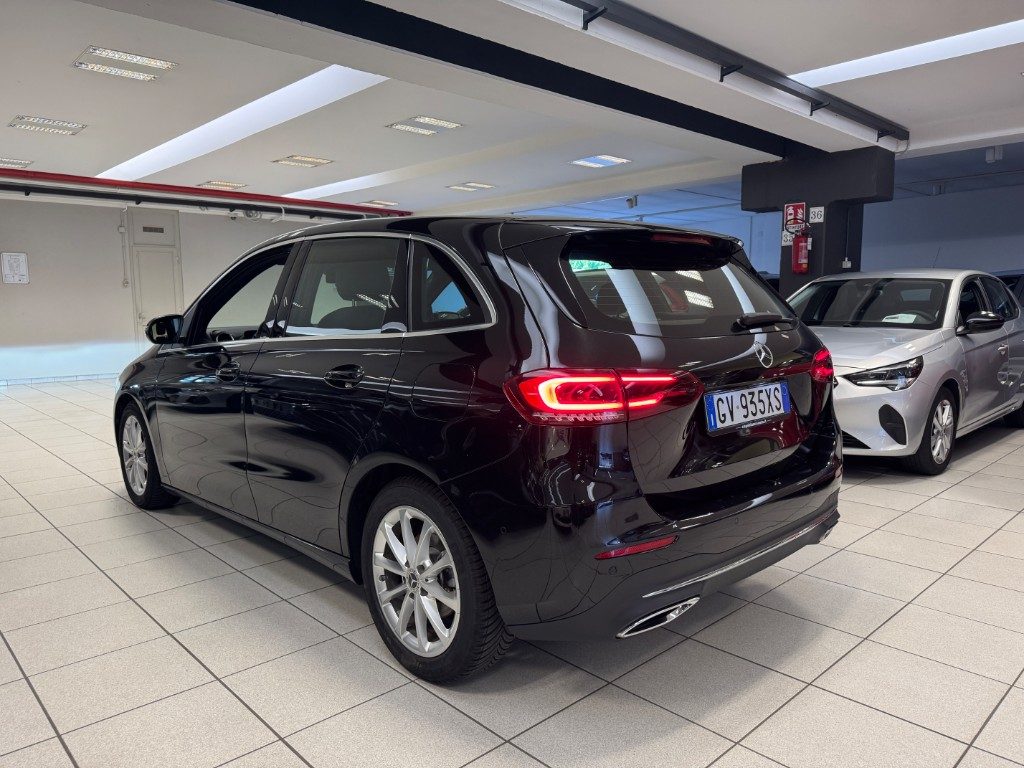 MERCEDES-BENZ B 180 Sport--28.300KM-- - 7