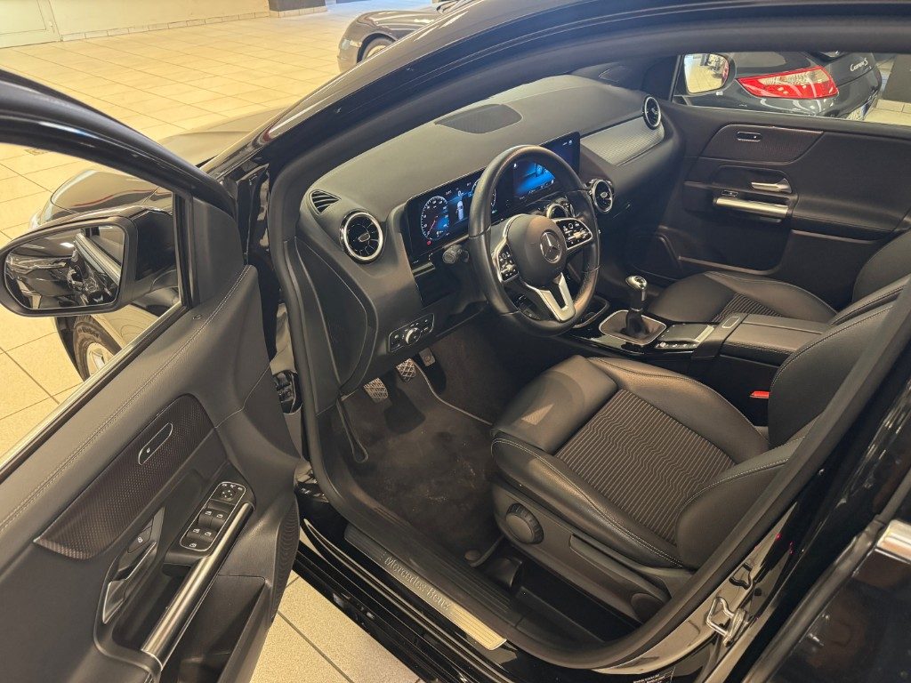 MERCEDES-BENZ B 180 Sport--28.300KM-- - 8