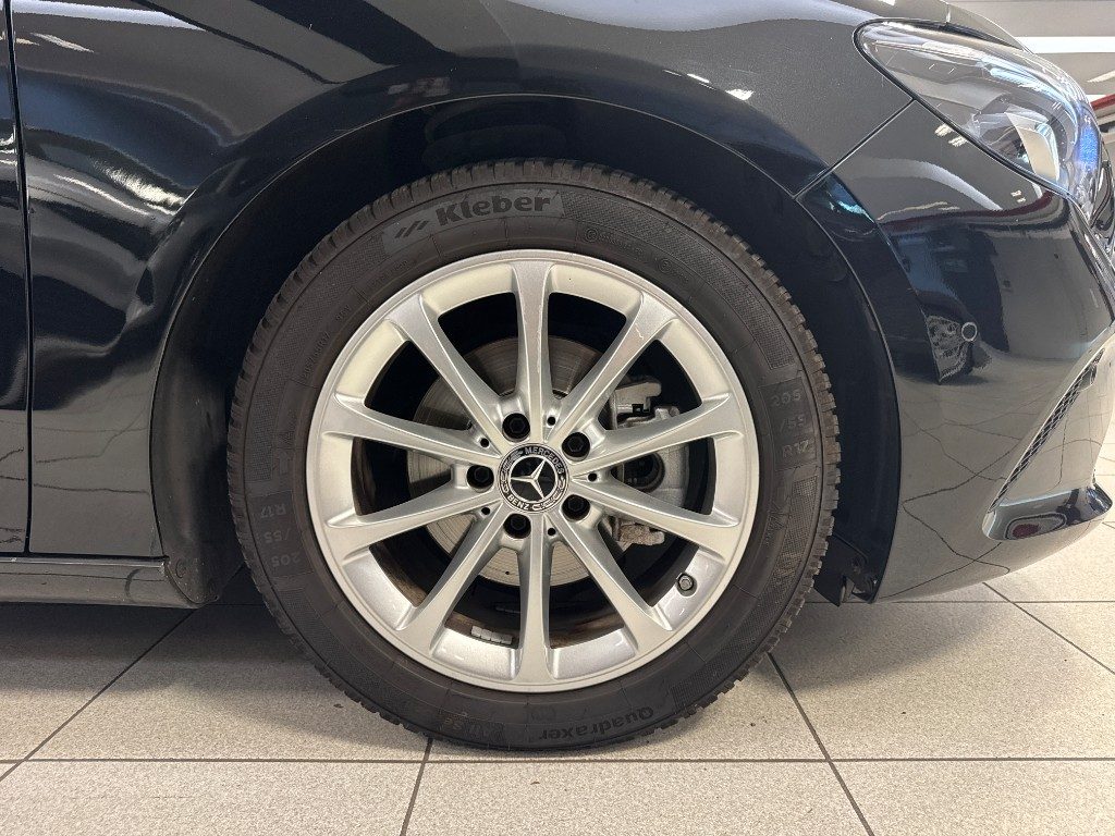 MERCEDES-BENZ B 180 Sport--28.300KM-- - 18
