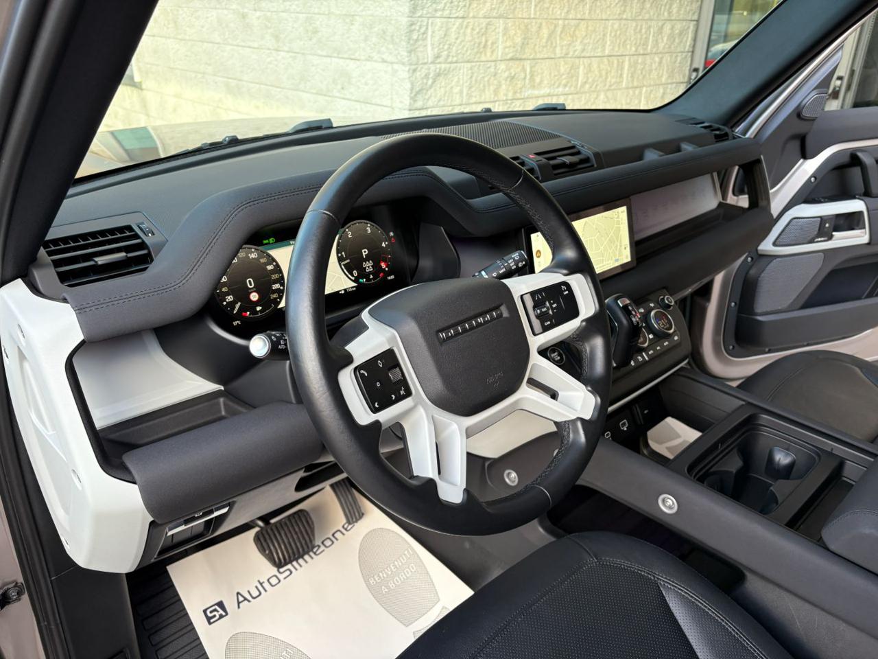 LAND ROVER Defender 110 3.0D I6 200 CV AWD Auto SE. - 14
