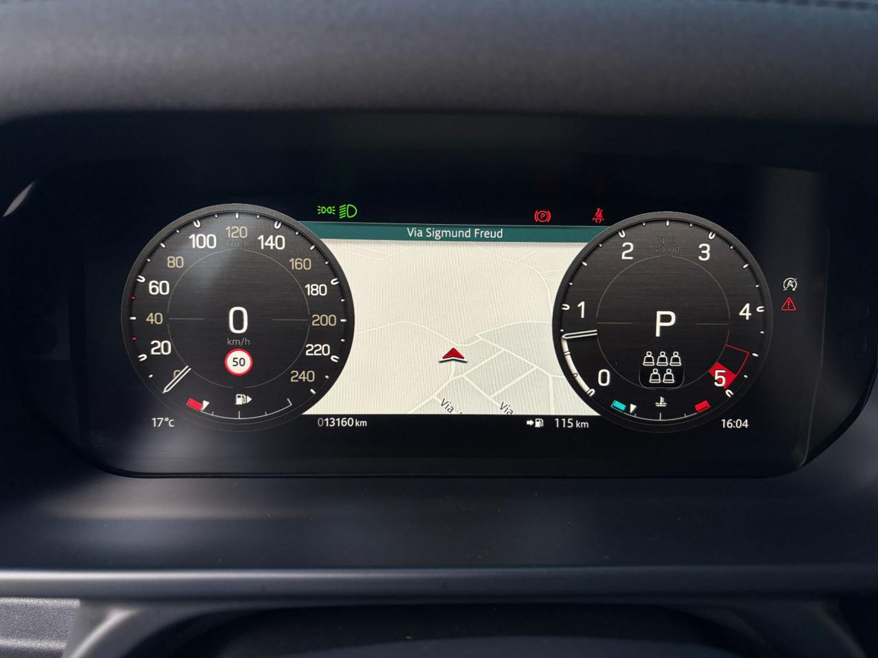 LAND ROVER Defender 110 3.0D I6 200 CV AWD Auto SE. - 17