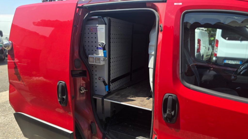 FIAT Fiorino 1.3 MJT 95CV Adventure SX allestimento officina E6 - 8