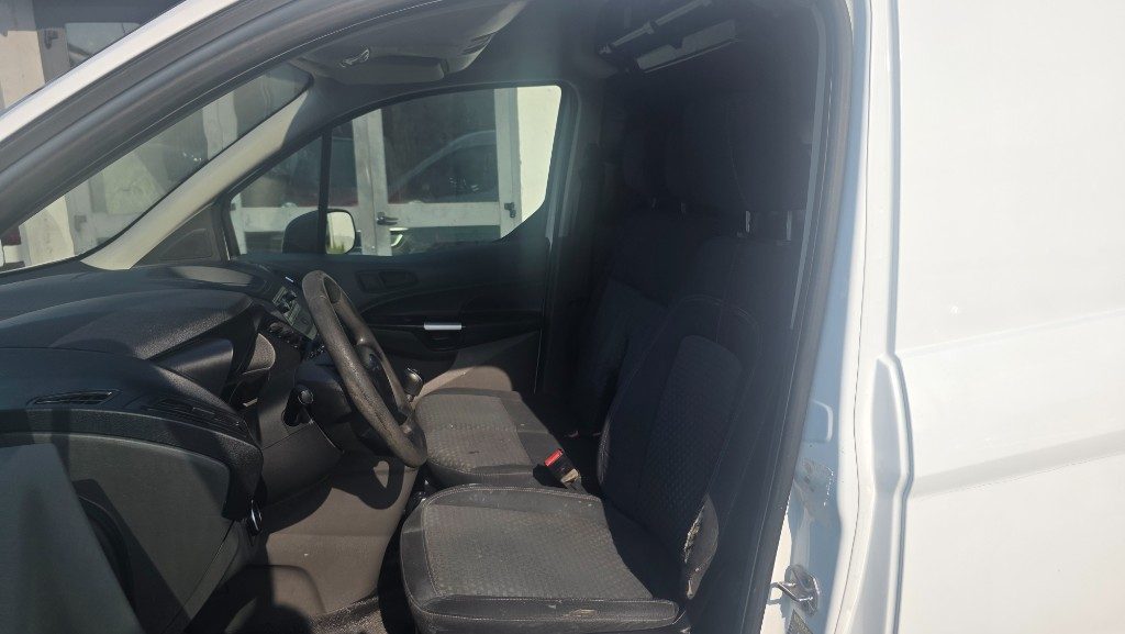 FORD Transit Connect 230 1.5 TDCi 100CV  Trend L2H1 passo lungo 3posti - 9