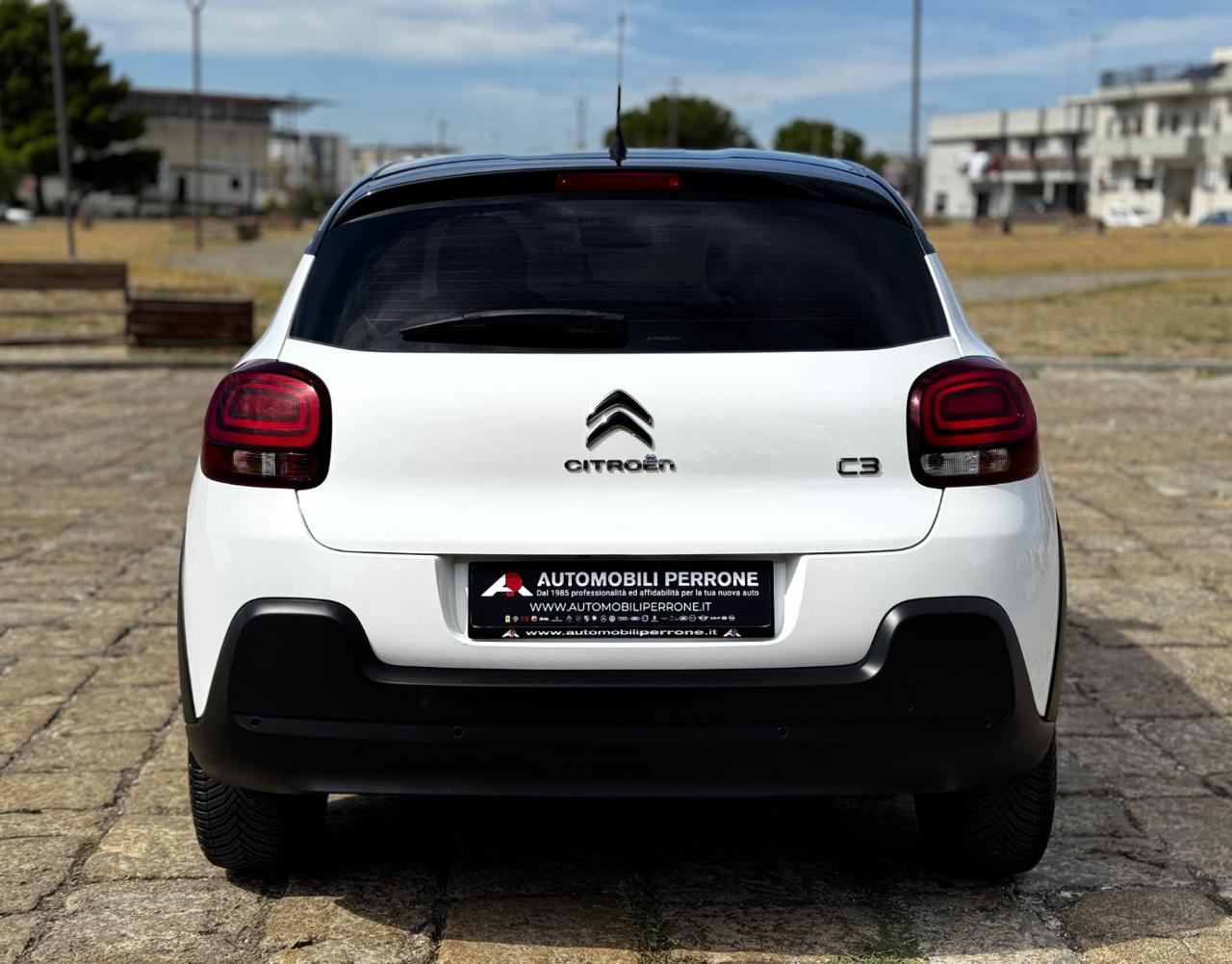 CITROEN C3 1.2i 110cv EAT6 Shine Pack - Solo 28.000 km - 13