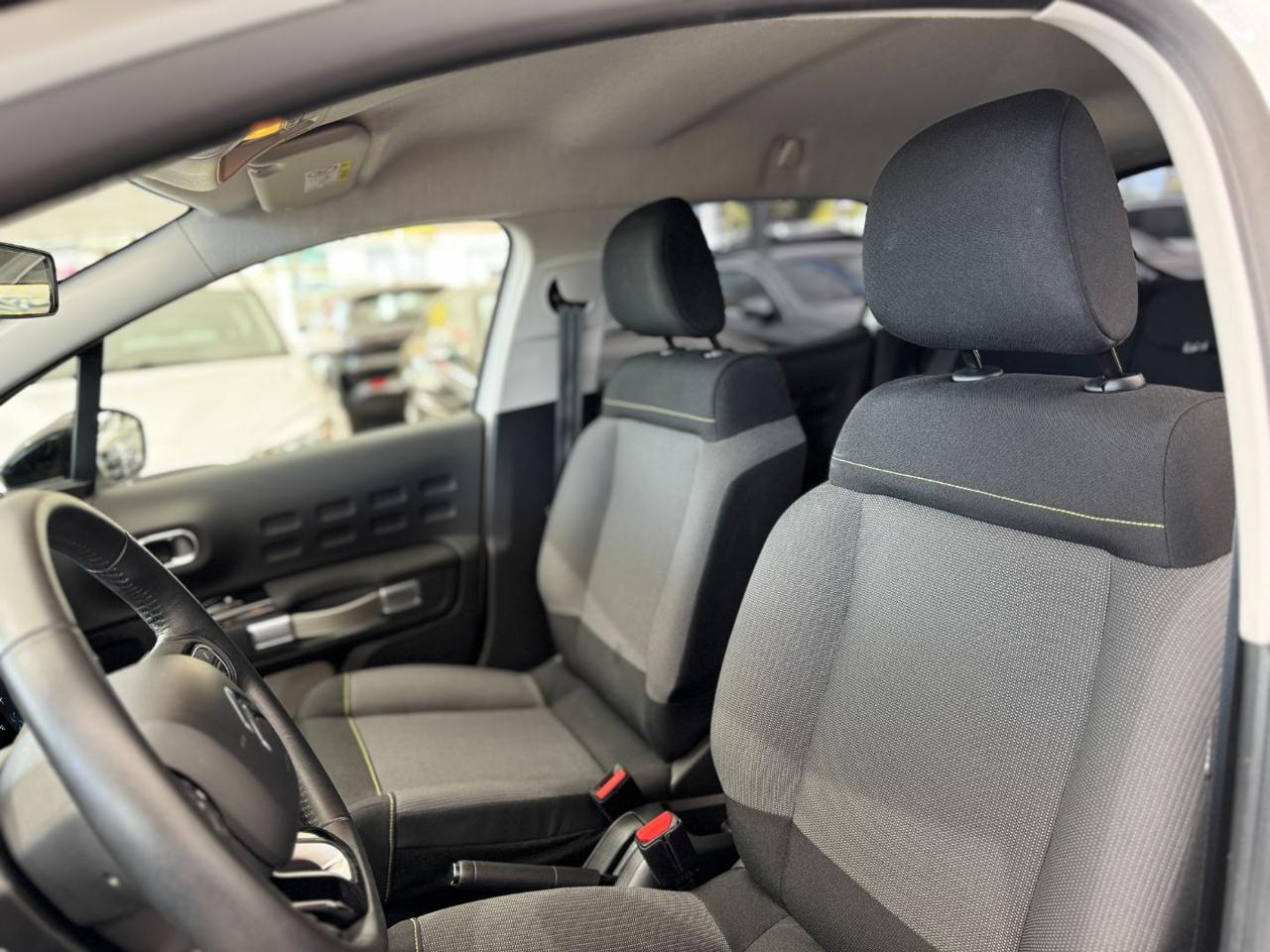 CITROEN C3 1.2i 110cv EAT6 Shine Pack - Solo 28.000 km - 21