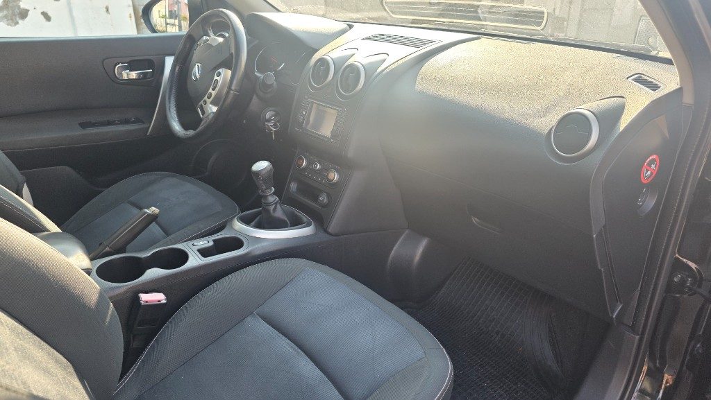 NISSAN Qashqai 1.5 dCi DPF Tekna N1 Autocarro 4posti - 11