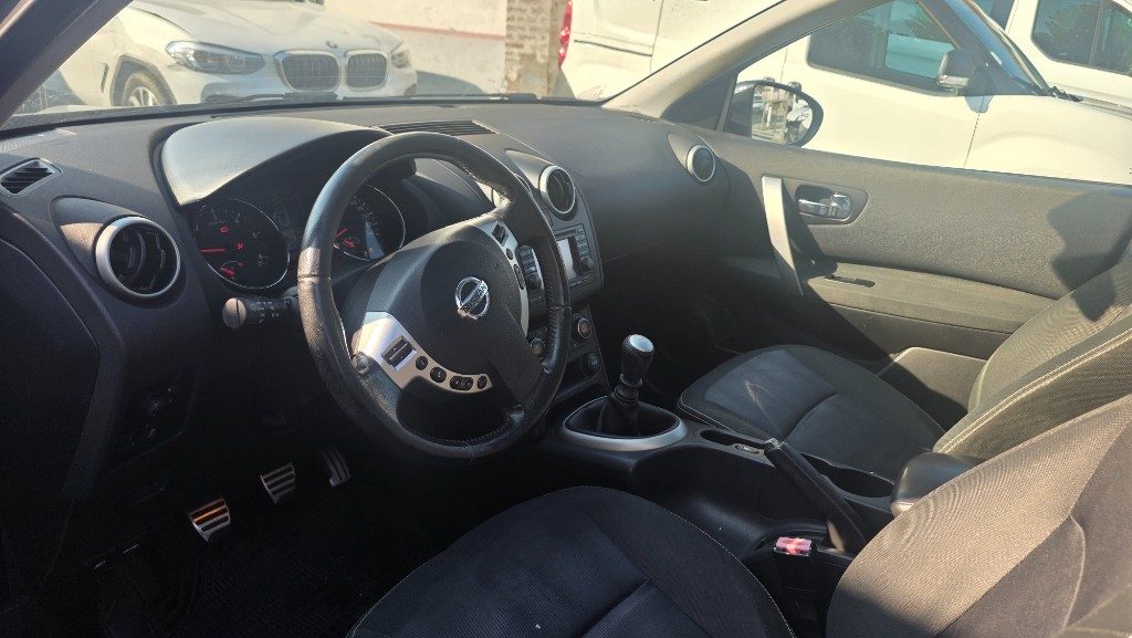 NISSAN Qashqai 1.5 dCi DPF Tekna N1 Autocarro 4posti - 9