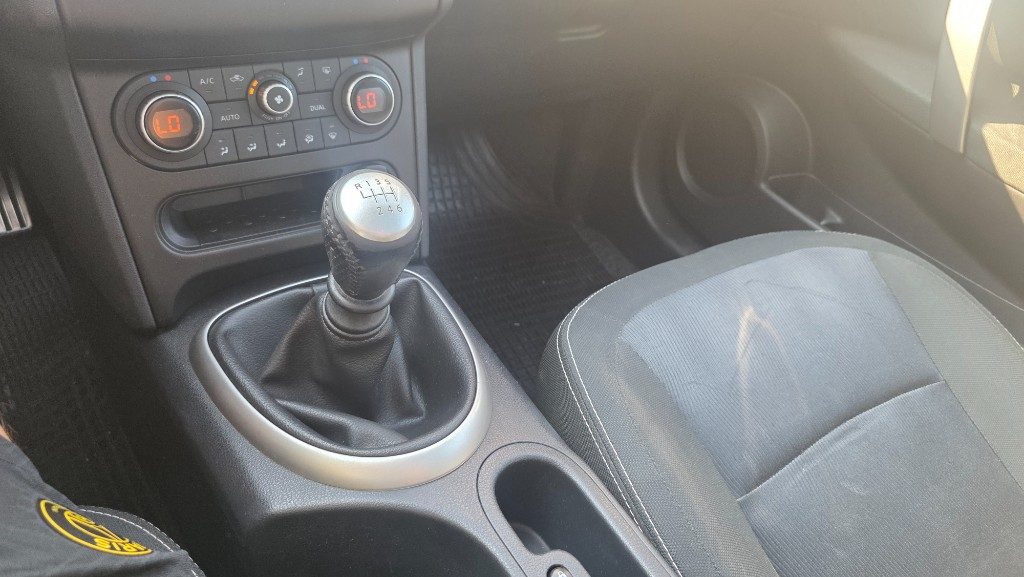 NISSAN Qashqai 1.5 dCi DPF Tekna N1 Autocarro 4posti - 15