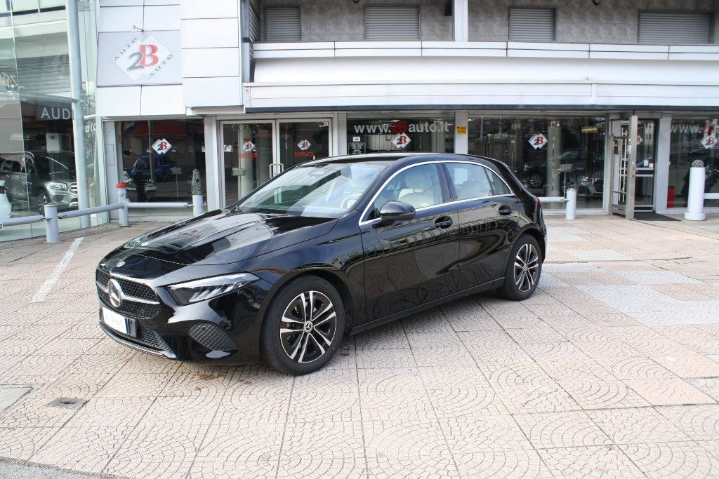 2B Auto ||| MERCEDES-BENZ A 180 d Automatic Progressive Advanced in vendita a Nova Milanese