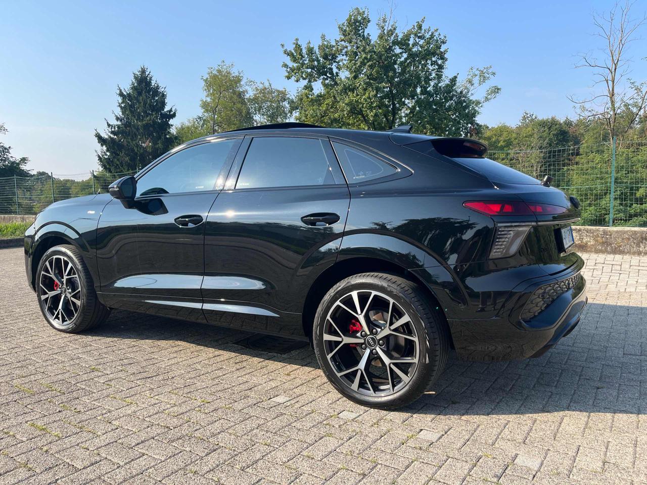 AUDI Q3 SPB 150CV S tronic S-Line edition - IVA Esposta - 6