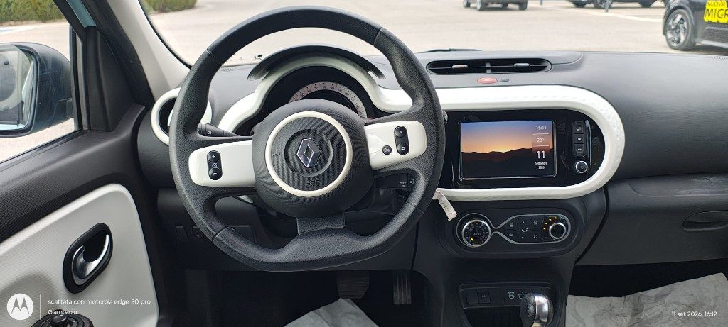 RENAULT Twingo Electric Equilibre - 9