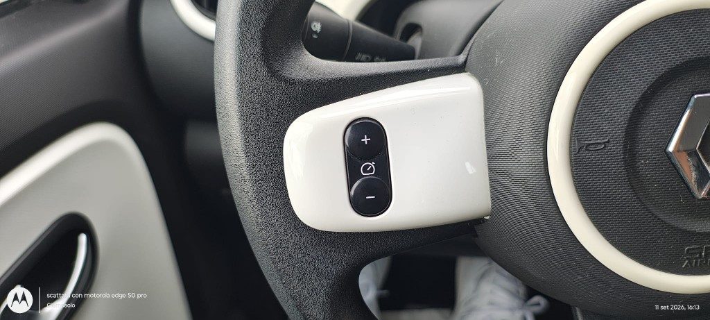 RENAULT Twingo Electric Equilibre - 12