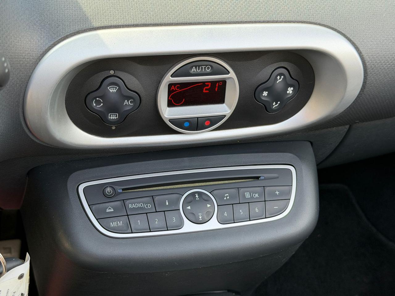 RENAULT Wind 1.2 TCE 100CV Gordini - 24