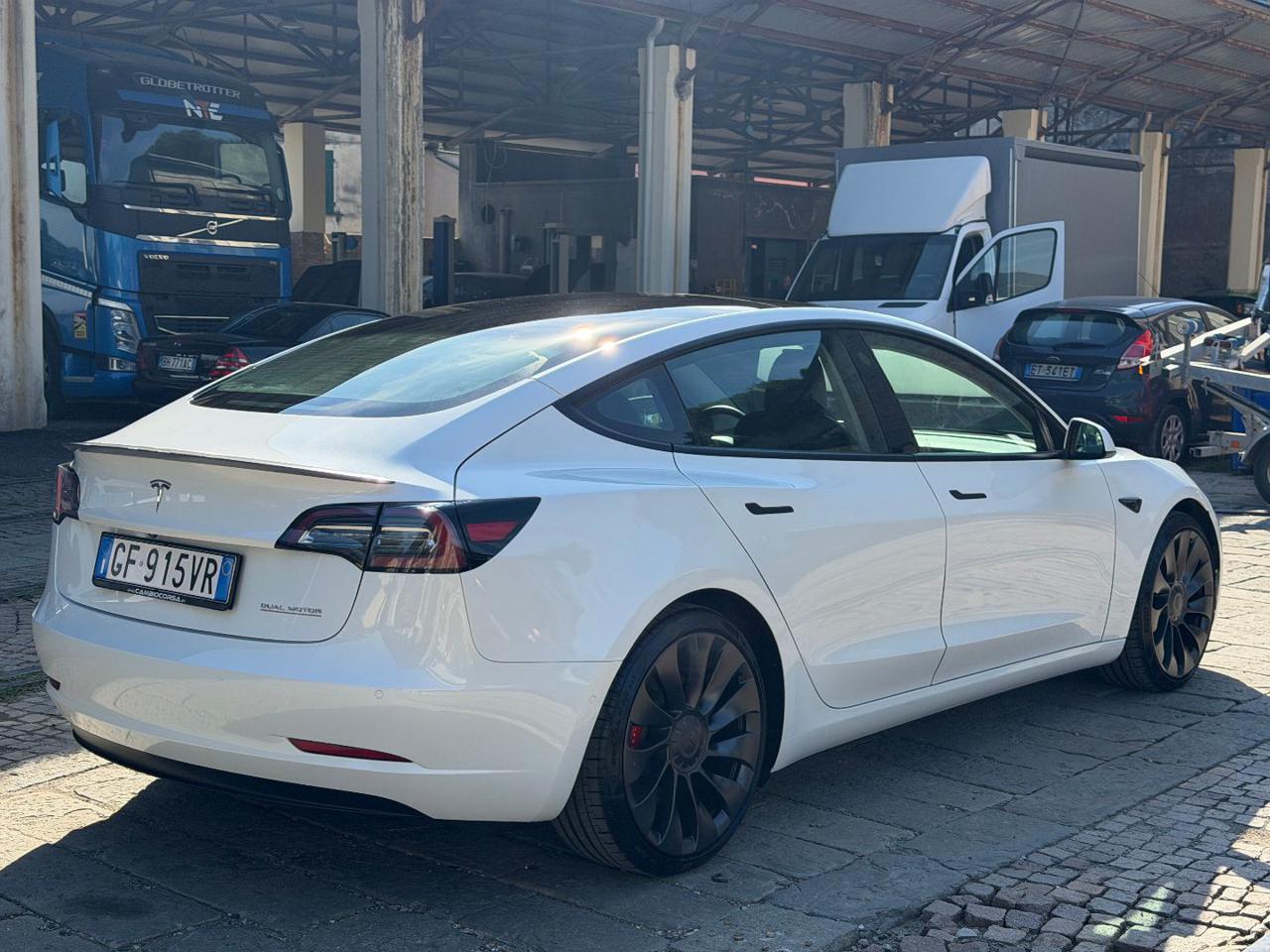 TESLA Model 3 Long Range AWD Performance - 7