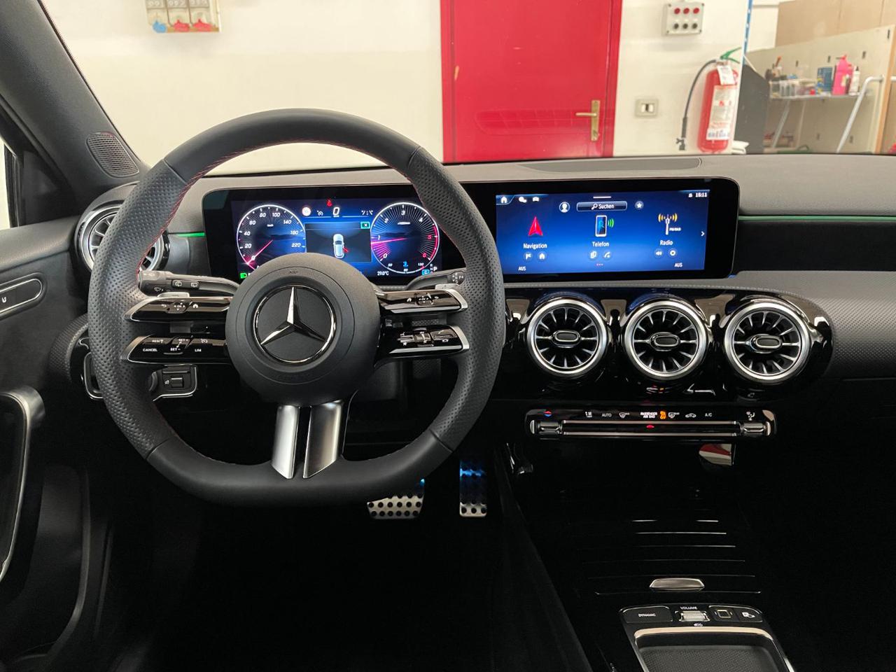 A 220 18