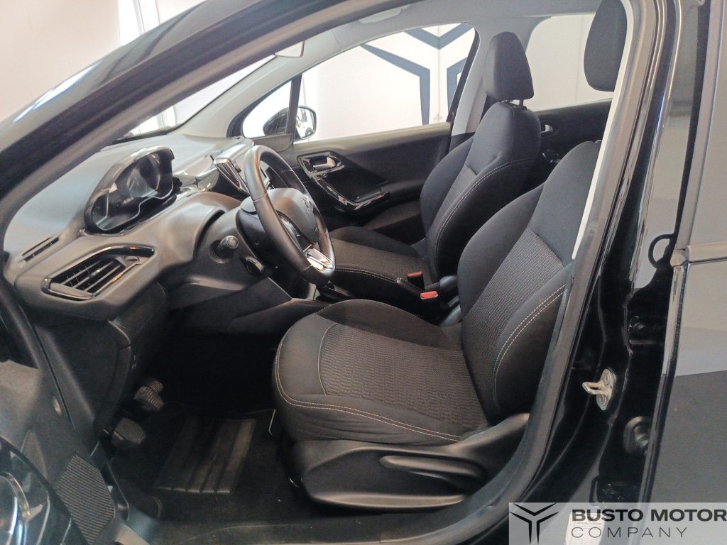 PEUGEOT 208 208 3p 1.2 puretech Touch 82cv - 8