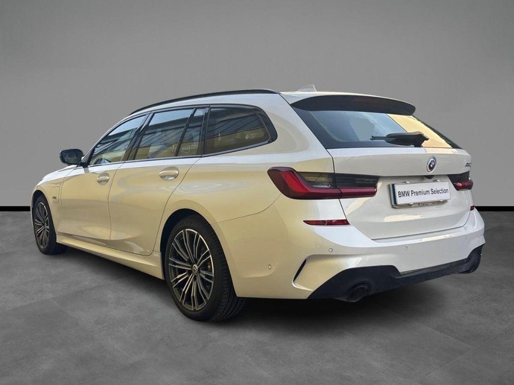 BMW 320 e Touring Msport Aut. - 4