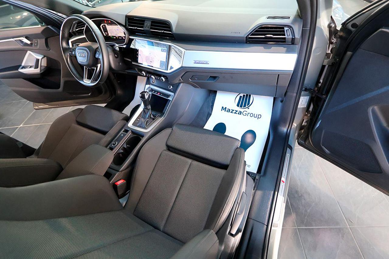 AUDI Q3 40 TDI Quattro S-Tronic S-Line - 16
