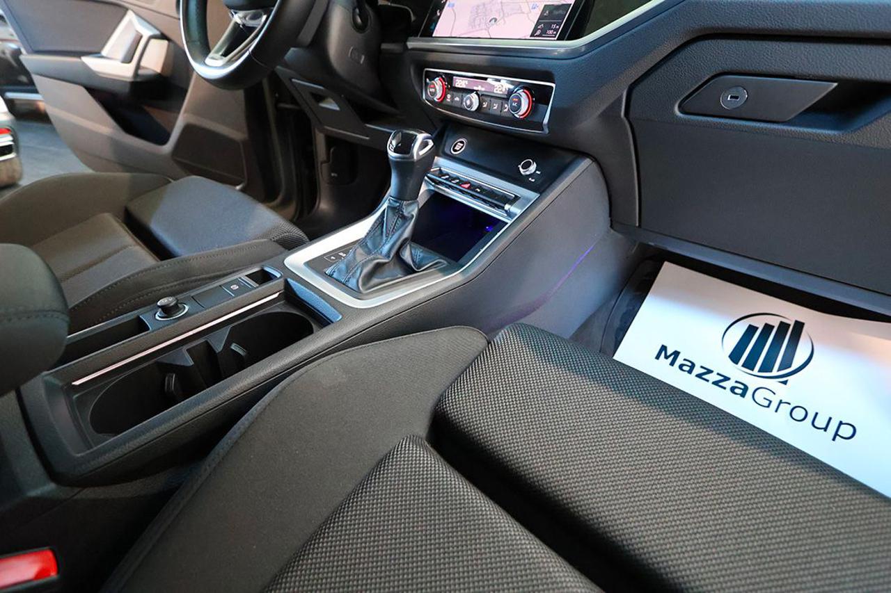 AUDI Q3 40 TDI Quattro S-Tronic S-Line - 35