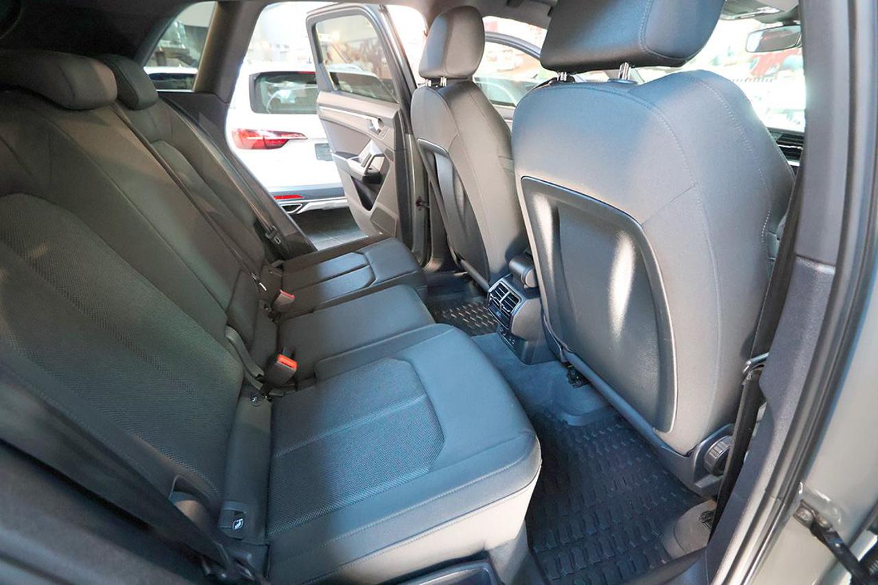 AUDI Q3 40 TDI Quattro S-Tronic S-Line - 19