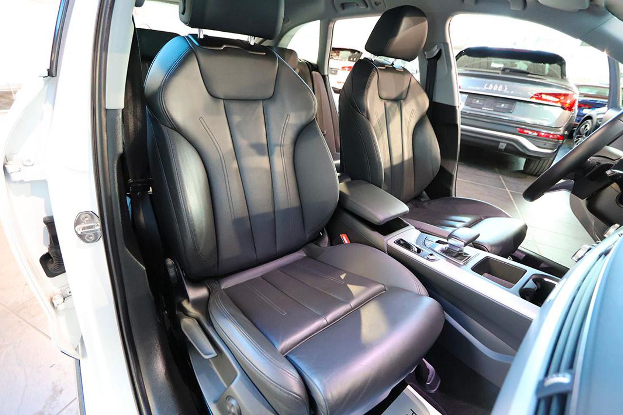 AUDI A4 allroad 40 TDI S-Tronic Identity Contrast - 17