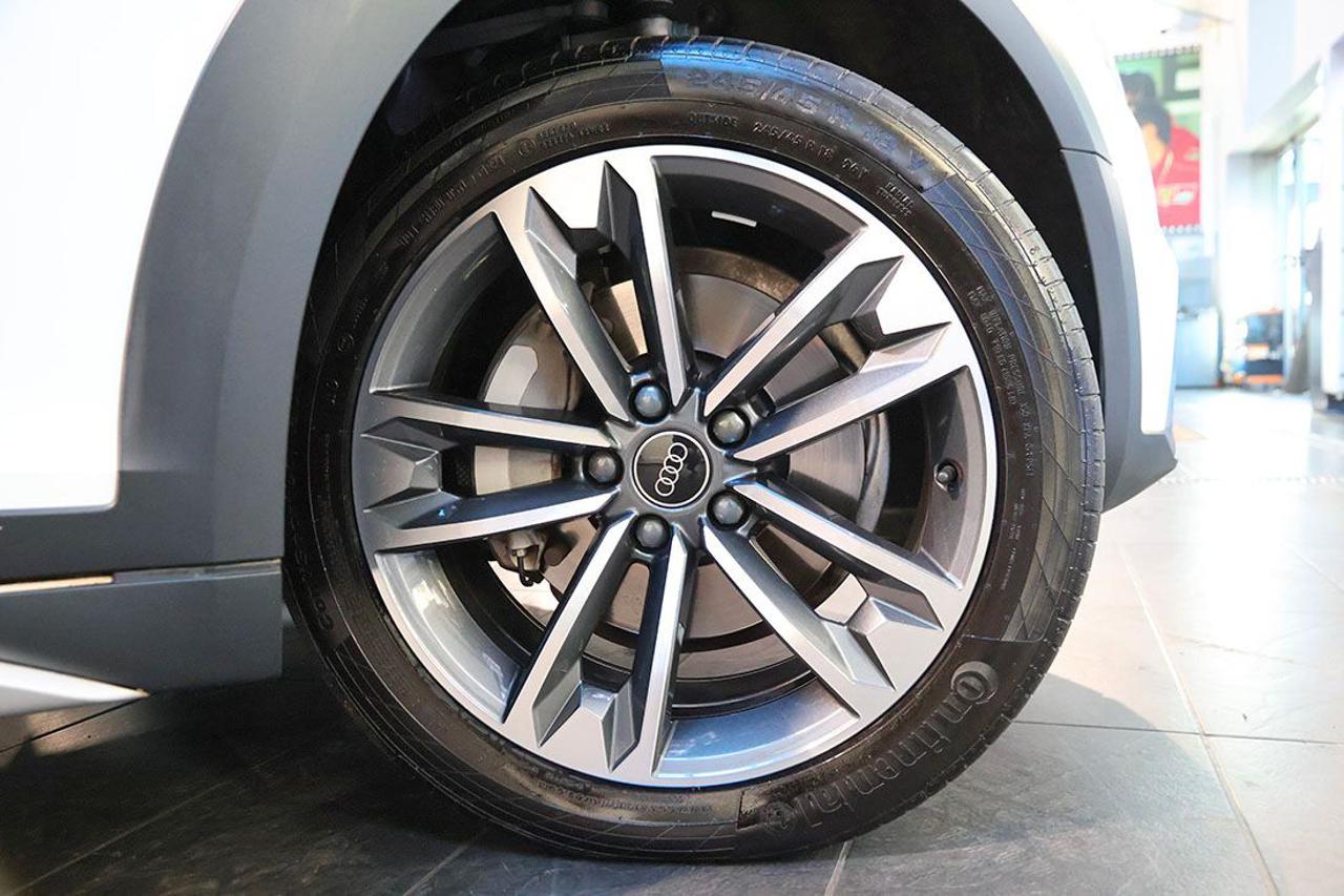 AUDI A4 allroad 40 TDI S-Tronic Identity Contrast - 6