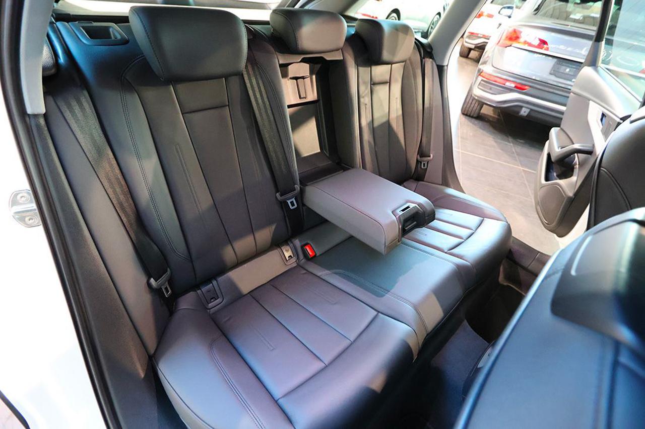 AUDI A4 allroad 40 TDI S-Tronic Identity Contrast - 20