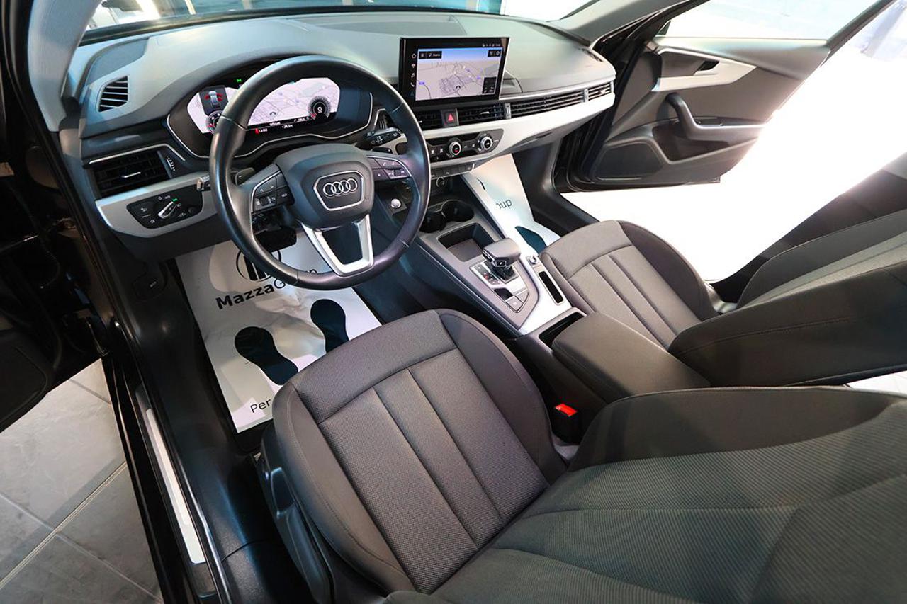 AUDI A4 30 TDI Avant S-Tronic Business - 13