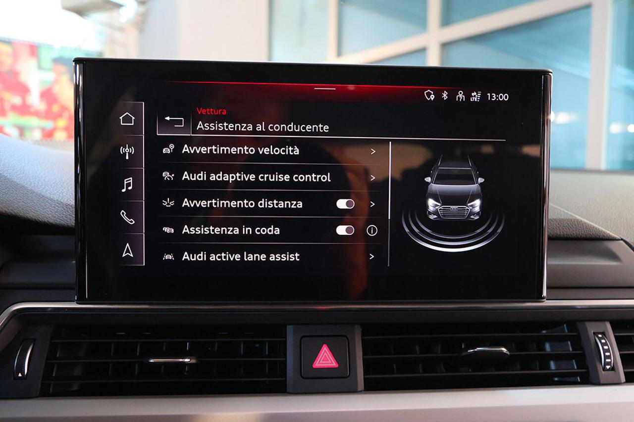 AUDI A4 30 TDI Avant S-Tronic Business - 27
