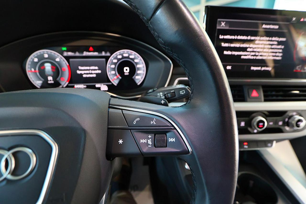 AUDI A4 30 TDI Avant S-Tronic Business - 21